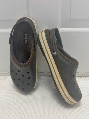 Crocs Crocband Stripe Sporty Midsole Lightweight Cushioning Slip On Clogs